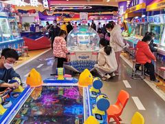 -爱玩嘉年华(龙湖杭州金沙天街店)