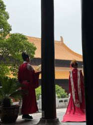 -雪中彩影婚纱摄影·微光艺术中心