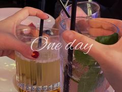 -鲨鱼美式餐厅酒吧Sharky