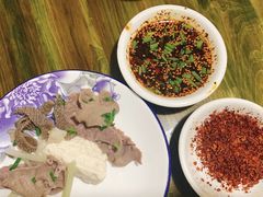 -小杨翘脚牛肉
