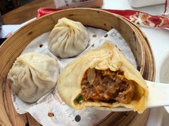 蟹粉小笼包-二泉园老菜馆·百年无锡菜