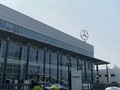 -天津波士信达奔驰4S店(卫津南路店)