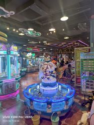 -卡通尼乐园(宝山龙湖天街店)