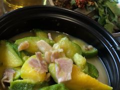 腊肉姜柄瓜-88号小吃店·经典云南菜·地道纳西美食