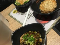 -呷哺呷哺(新世界百货望京店)
