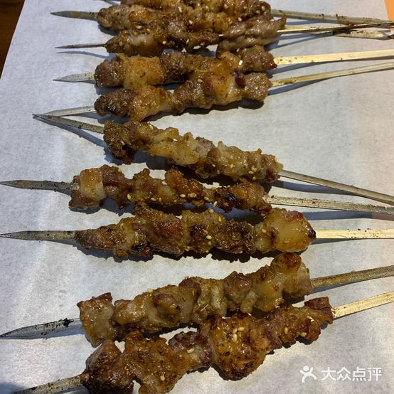 大酉铭园火车餐厅