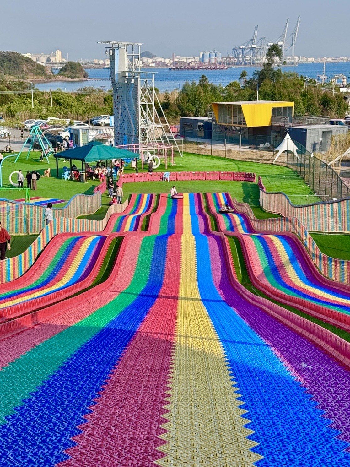 森福泰取得补强片CCD尺寸检测的相机定位装置专利便于快速将相机本体从连接座上取下进行维护检修