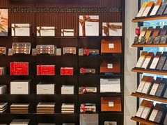 -Laderach 莱德拉(上海环贸iapm店)