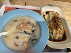 香菇云耳滑鸡粥-红荔村肠粉(中银店)
