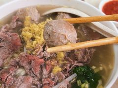 -华威达牛庄(黄埔大道西店)
