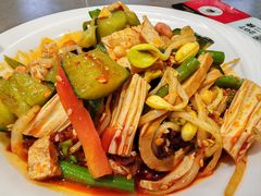 -陈熹公民族美食文化餐厅(中华广场店)