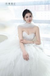 -欣薇婚纱(新源乐汇城店)