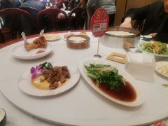 -梅利汴京烤鸭•开封豫菜地标店(晋安路店)