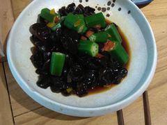 捞汁秋葵云耳-顺承小院儿