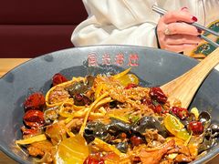-风光老灶麻辣香锅(大成路翠微百货店)