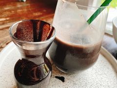 -Chom Cafe and Restaurant