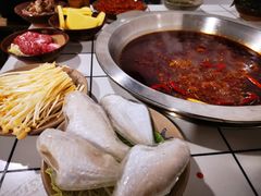 耗儿鱼-老街坊市井火锅(营门口店)