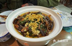 Sizzling Eel Strips Stir-fry