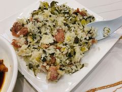 外婆家的咸肉菜饭-海金滋(陕西南路店)