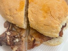 猪扒包-黄枝记(议事亭前地店)