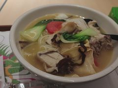 -蒙自源米线大王(东站店)