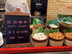 -圣丰索菲特·2 On 988 Café 自助餐厅
