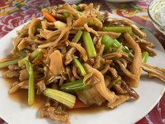 -何适山庄 ·可团建(水长城P2停车场店)