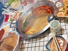 -山悦里 山野·鲜火锅(罗斯福广场店)
