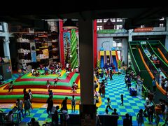 -蒙特利亲子乐园