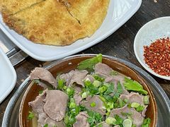 -乐山食古香跷脚牛肉
