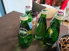 -初念轻轻然(长阳创谷店)