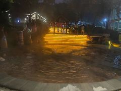 -融汇温泉