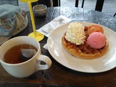 -莓园冰淇淋店