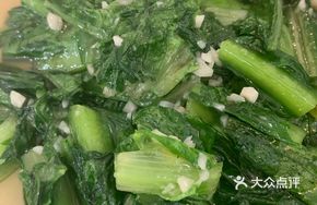 Garlic Stir-fried Water Spinach