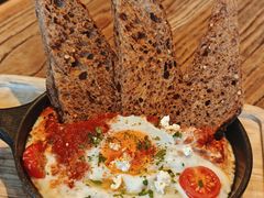 甜椒北非焗蛋-Common Table · Brunch & Coffee