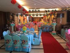 -天外天美食广场(哈尔滨路店)