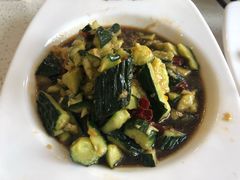 -张大师鸭爪爪特色干锅(南湖店)