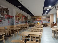 用餐区-江城燕子大排档(江汉路步行街店)