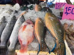 -拉威海鲜市场
