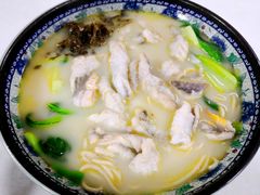招牌黄鱼面-明呈黄鱼面馆(斜土路店)