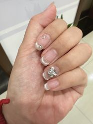 -七彩虹美甲美睫 半永久