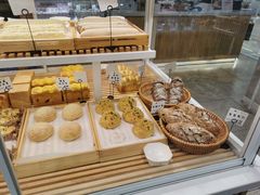 -焙丽拾光(麦凯乐直营店)