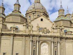 -皮拉尔圣母圣殿主教座堂