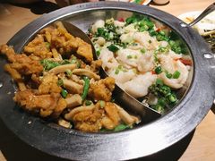 -小鱼小牛·鱼牛干锅·脆鱼火锅(世欧广场店)