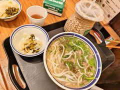 -云阿蛮云南生烫牛肉米线(奉贤路店)