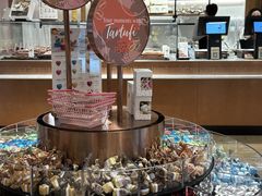 -Laderach 莱德拉(上海环贸iapm店)