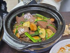 鴨血煲-兴记菜馆