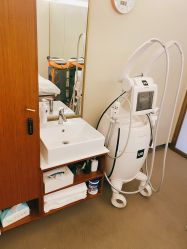 -同仁堂知嘛健康·塑龄中心