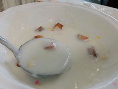 草原牛奶羹-那达慕蒙古风味酒楼