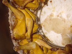 -头上红煨盐鸡·非遗院子餐厅
